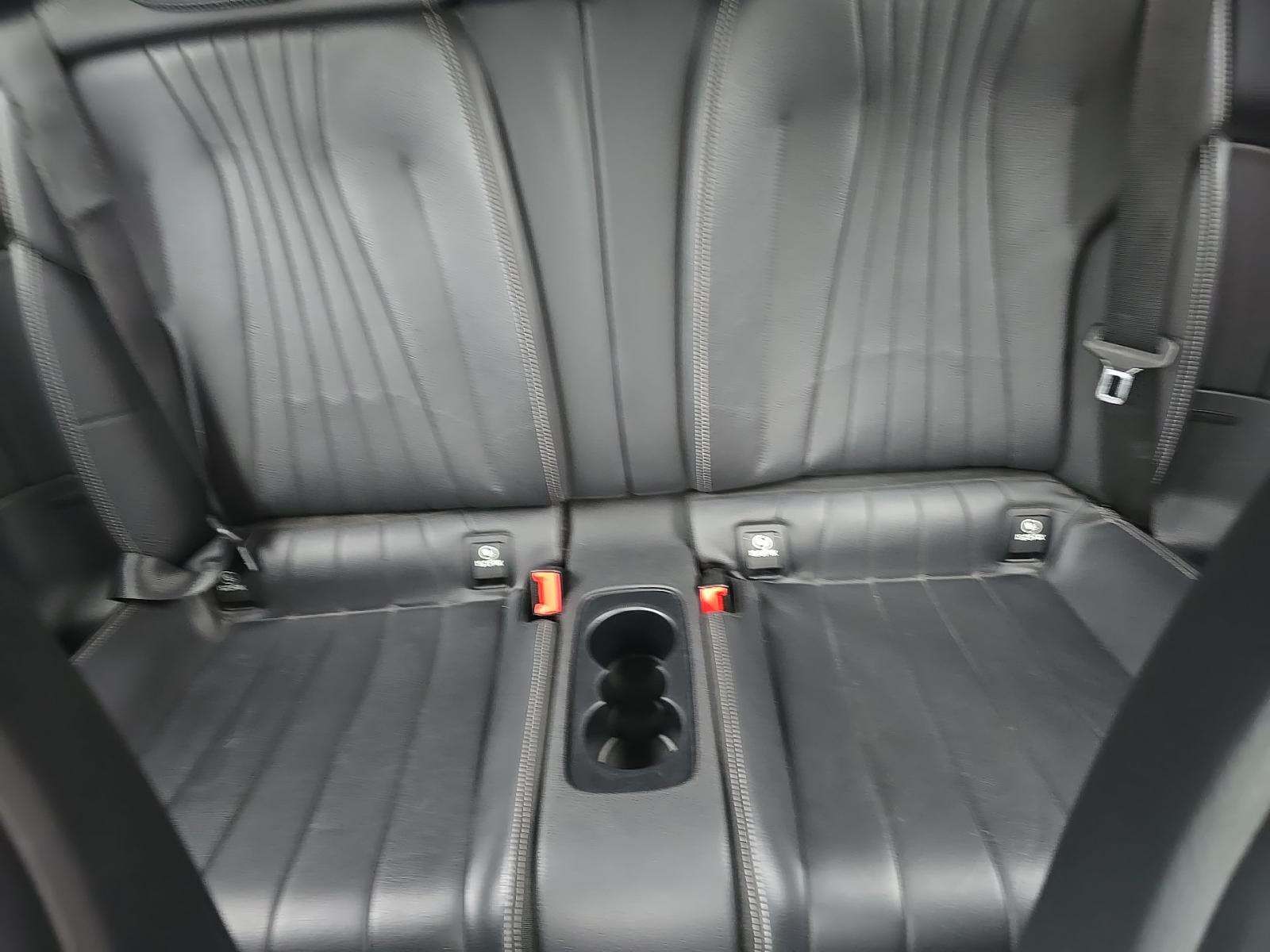 MERCEDES-BENZ E-CLASS - 8