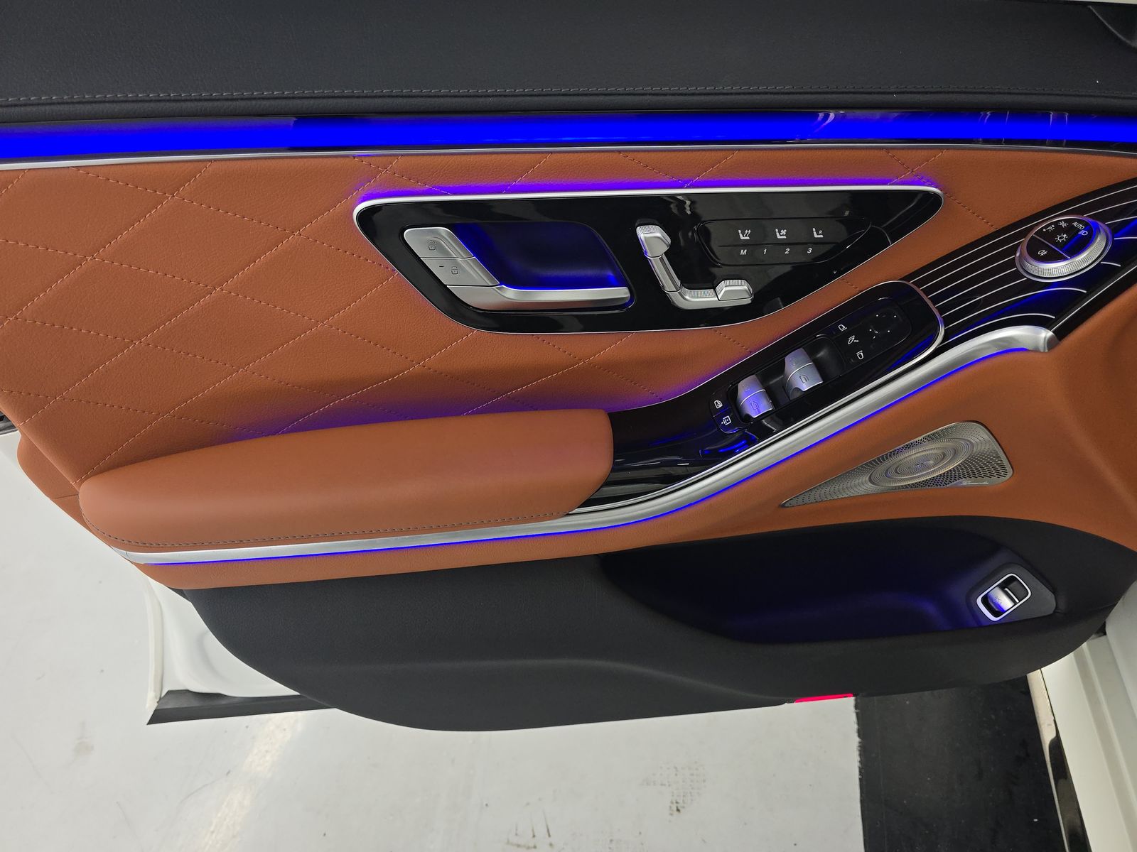 MERCEDES-BENZ S-CLASS - 10