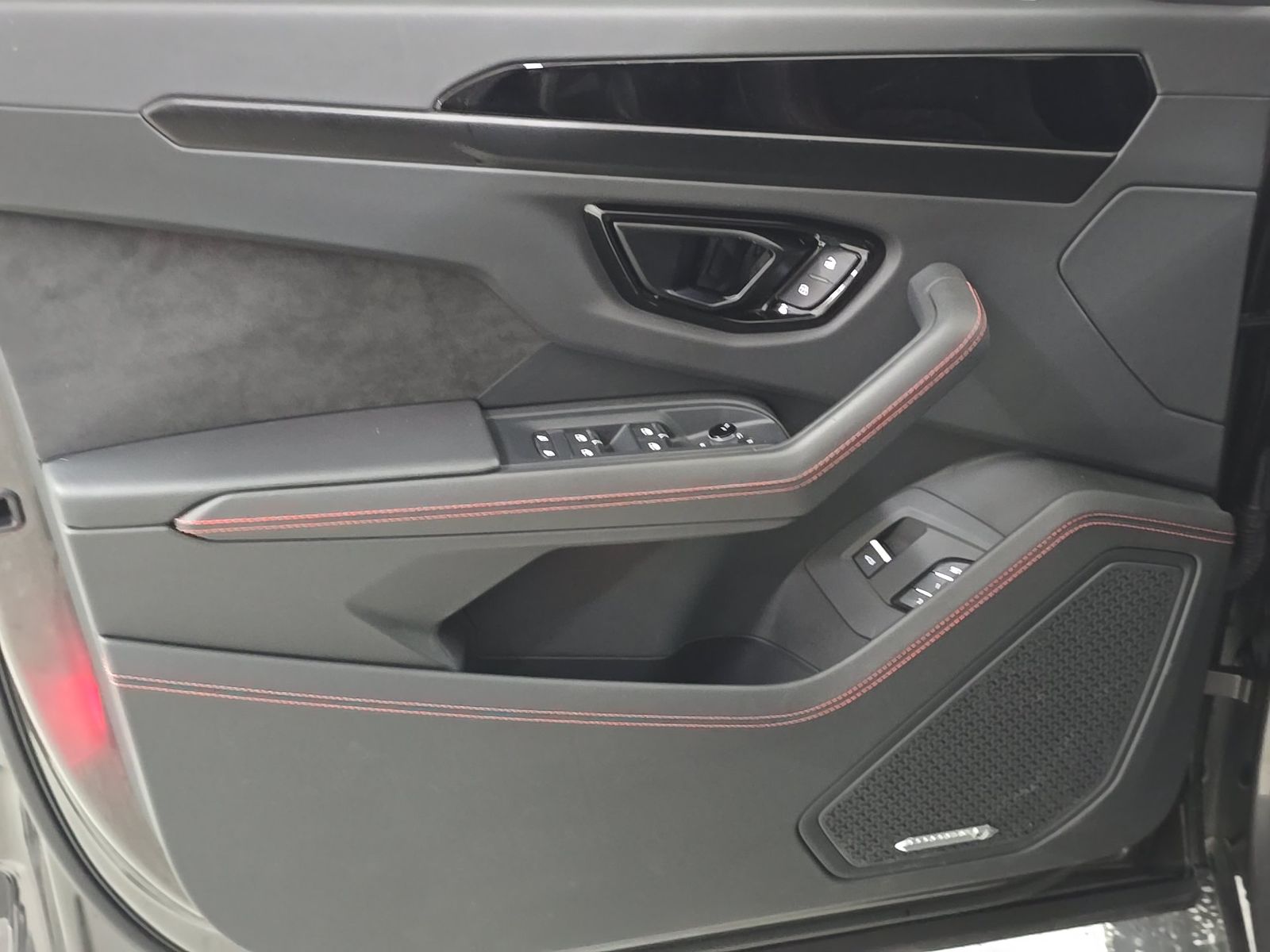 2024 Lamborghini Urus S AWD