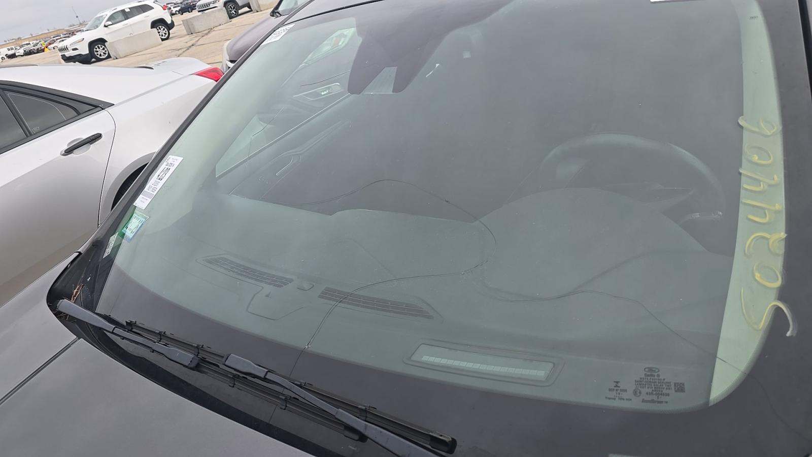2020 Ford Fusion SE FWD