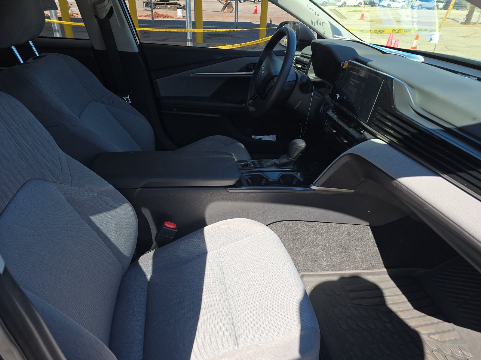 2025 Toyota Camry LE FWD