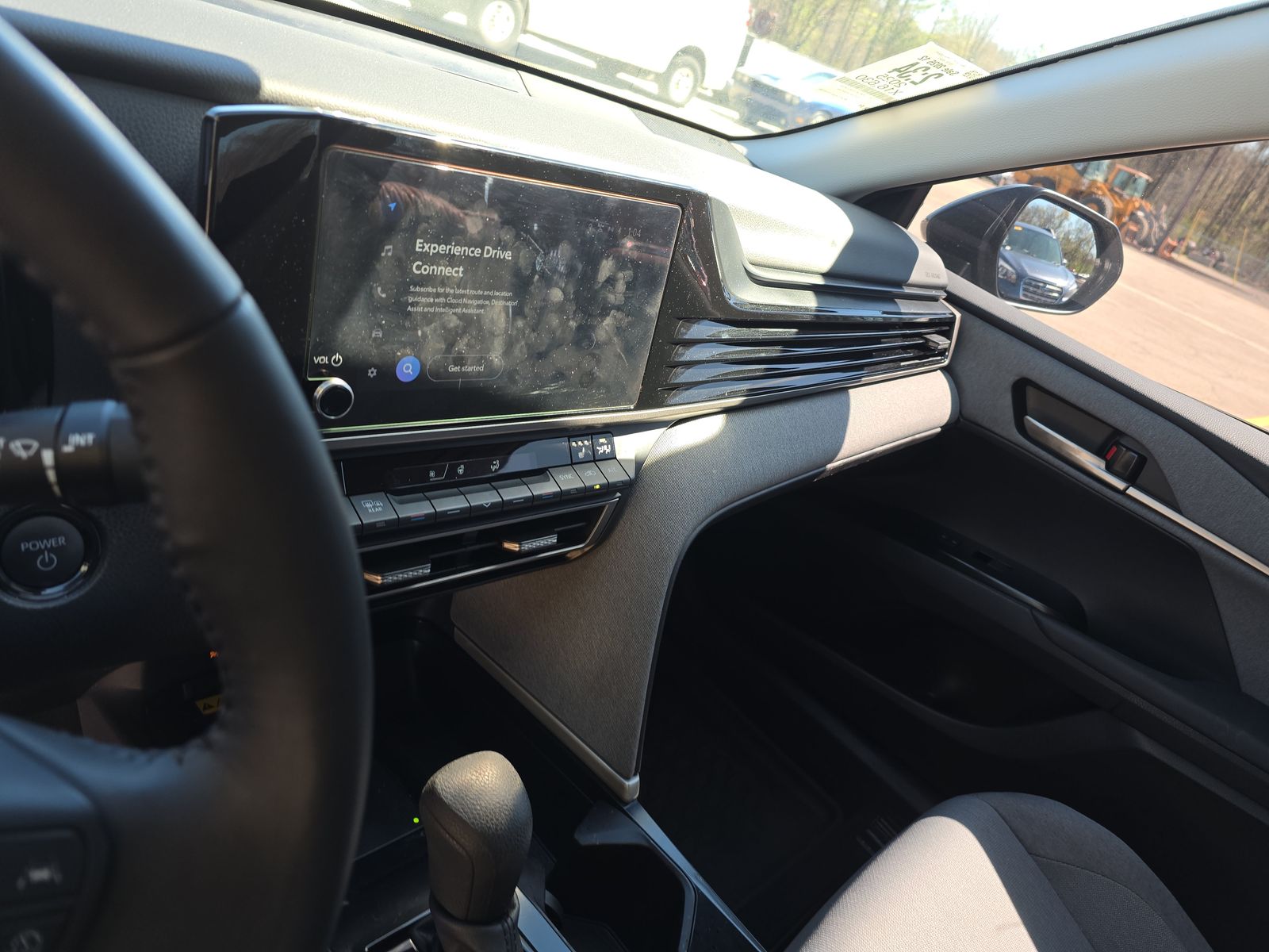 2025 Toyota Camry LE FWD