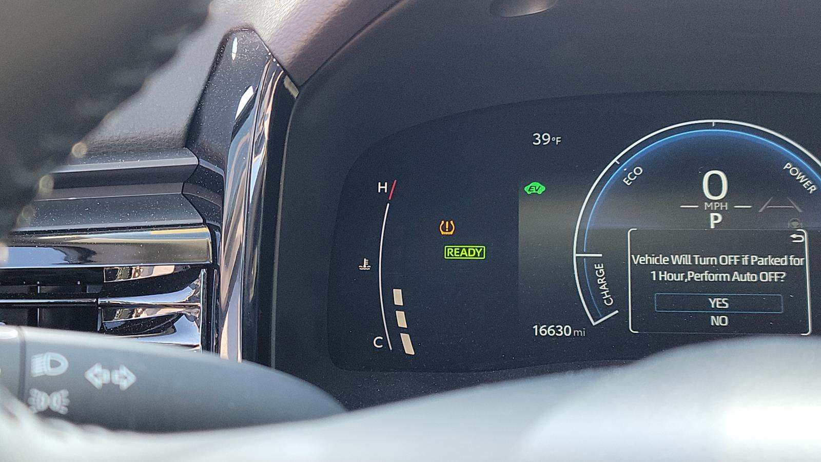 2025 Toyota Camry LE FWD