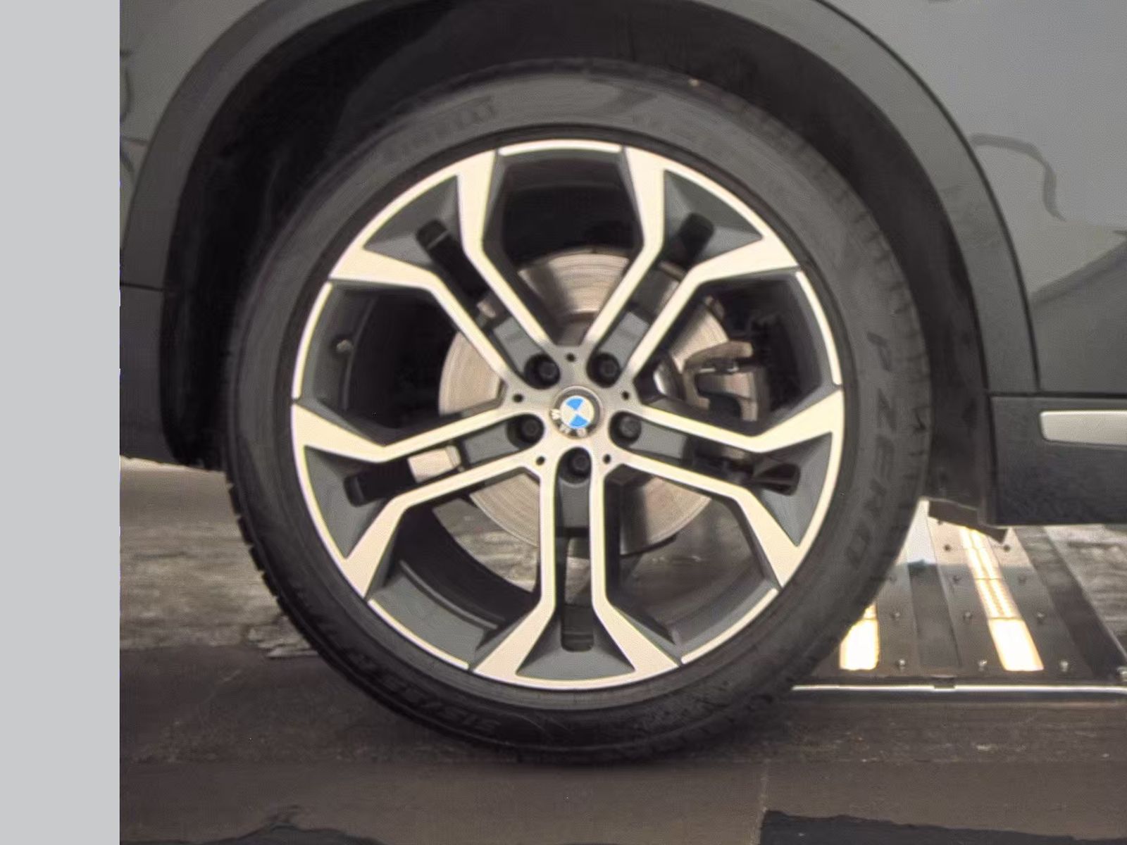 2022 BMW X5 sDrive40i RWD