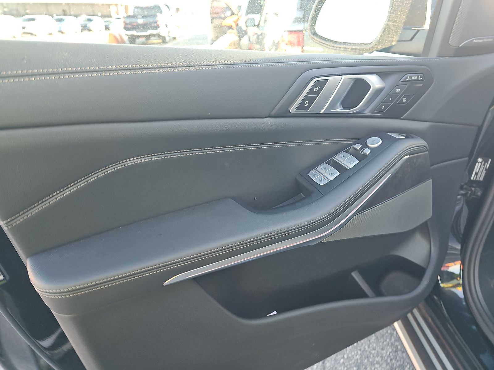 2025 BMW X7 xDrive40i AWD