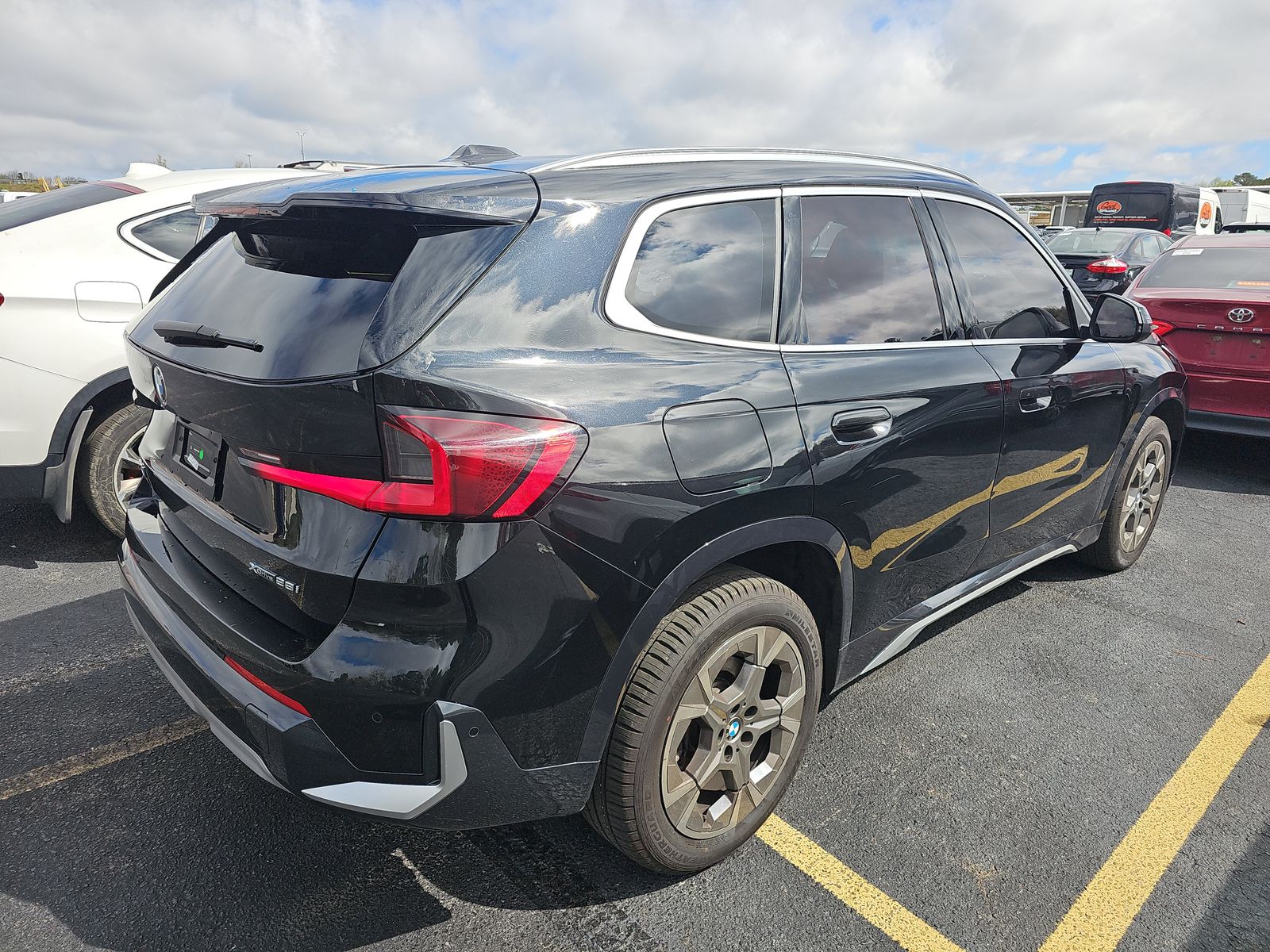 2025 BMW X1 xDrive28i AWD
