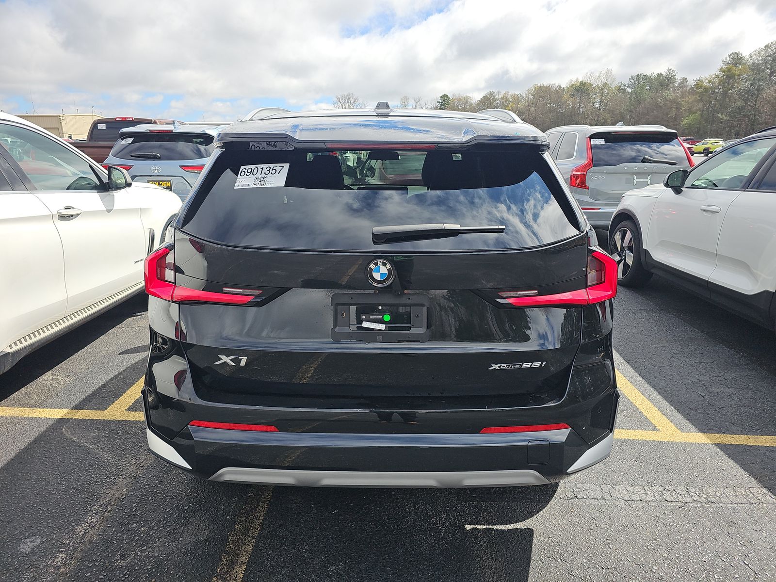2025 BMW X1 xDrive28i AWD