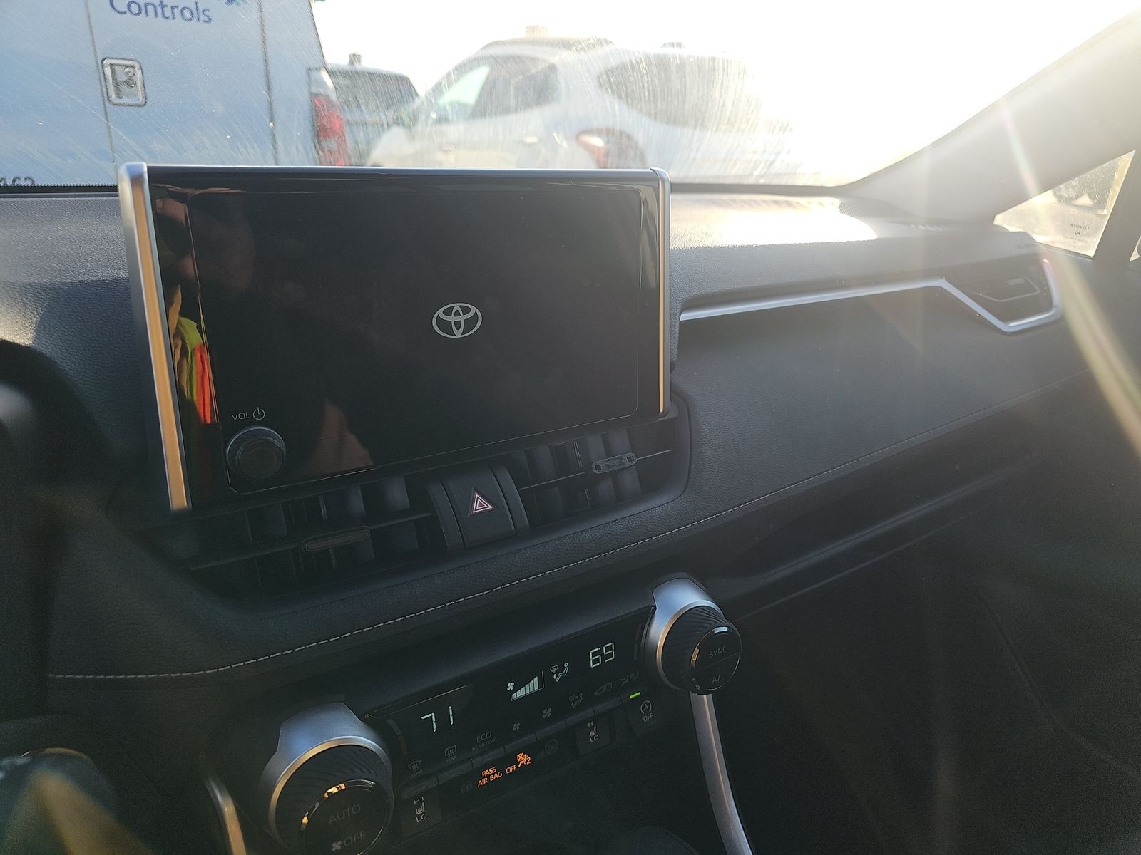 2024 Toyota RAV4 XLE AWD