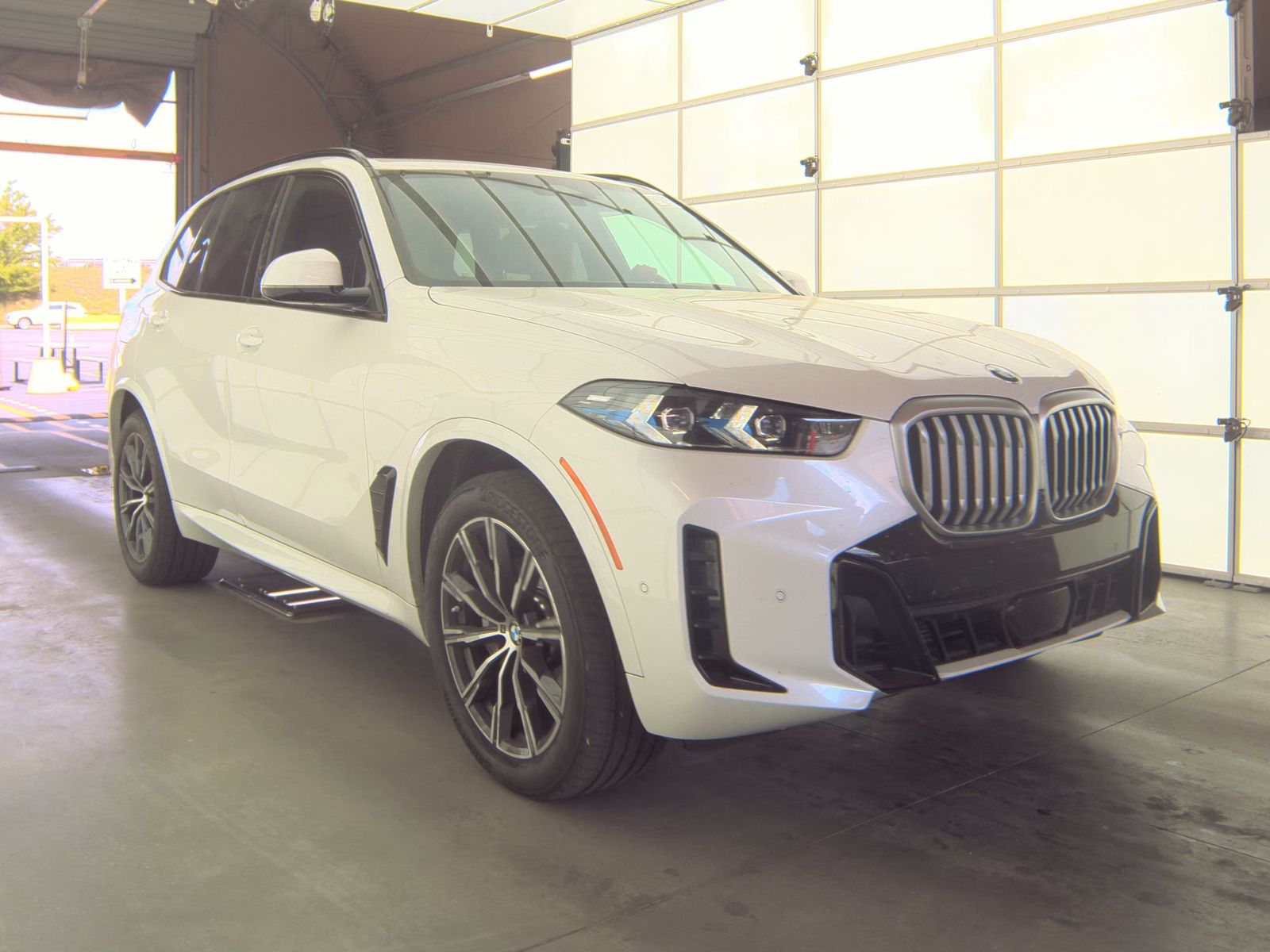 2025 BMW X5 xDrive40i AWD
