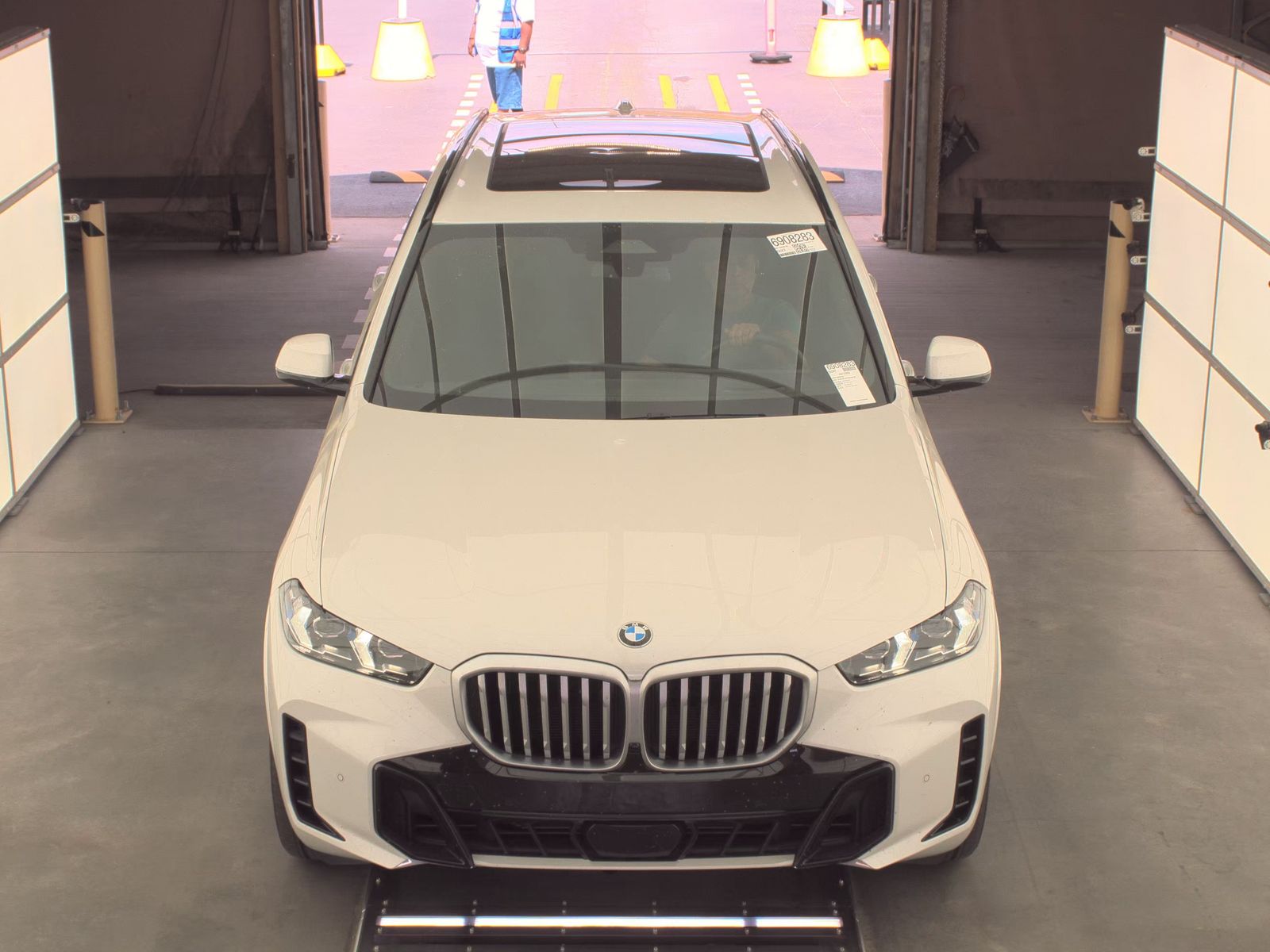 2025 BMW X5 xDrive40i AWD