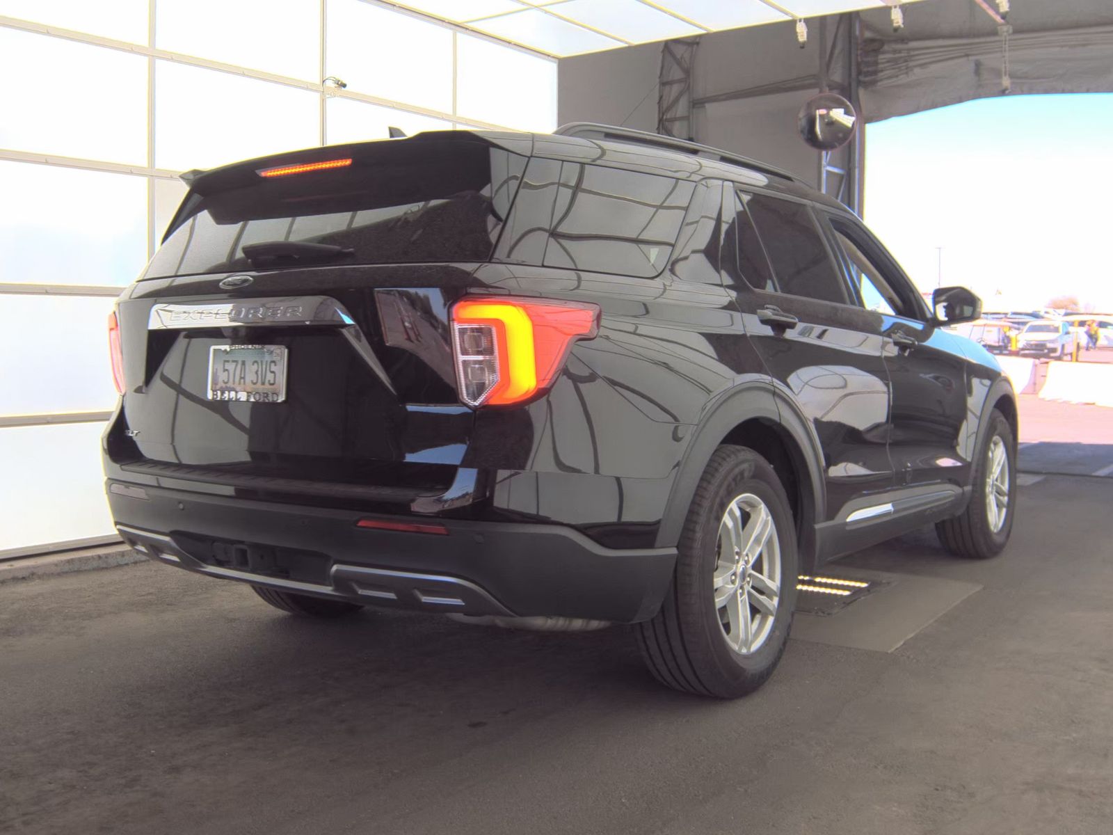 FORD EXPLORER - 6