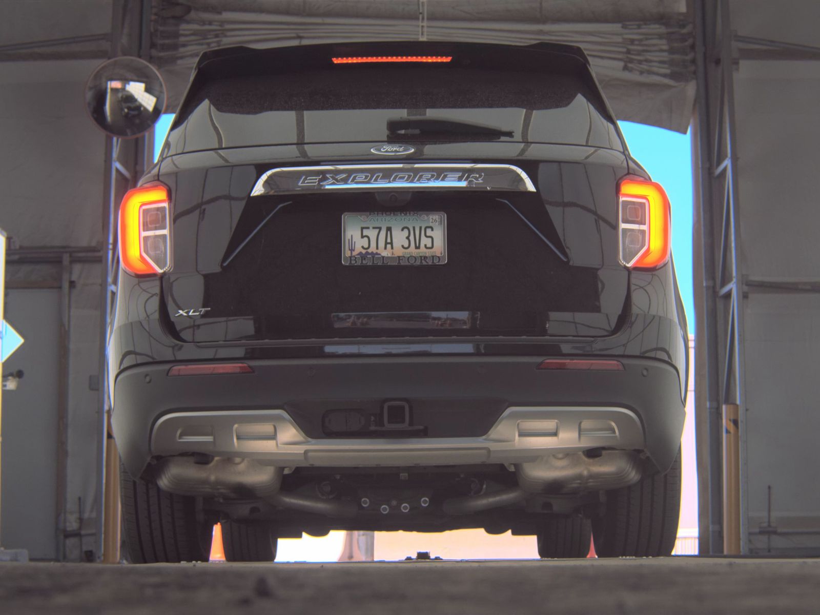 FORD EXPLORER - 8