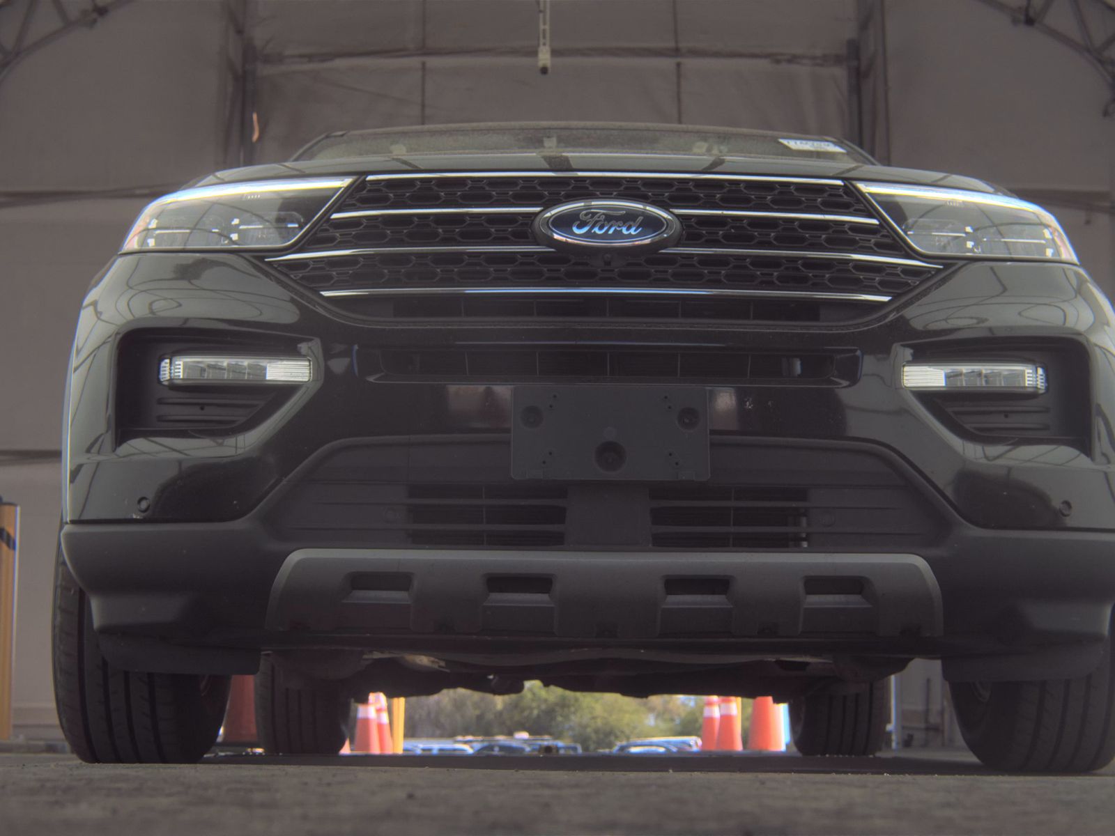 FORD EXPLORER - 4