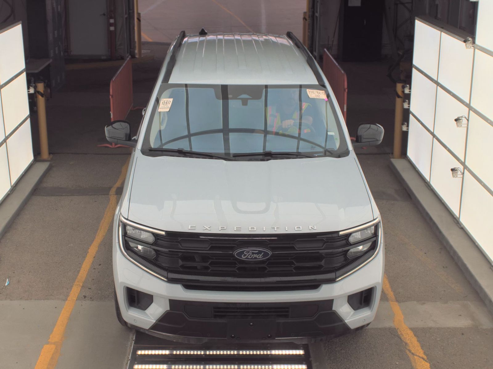 FORD EXPEDITION - 3