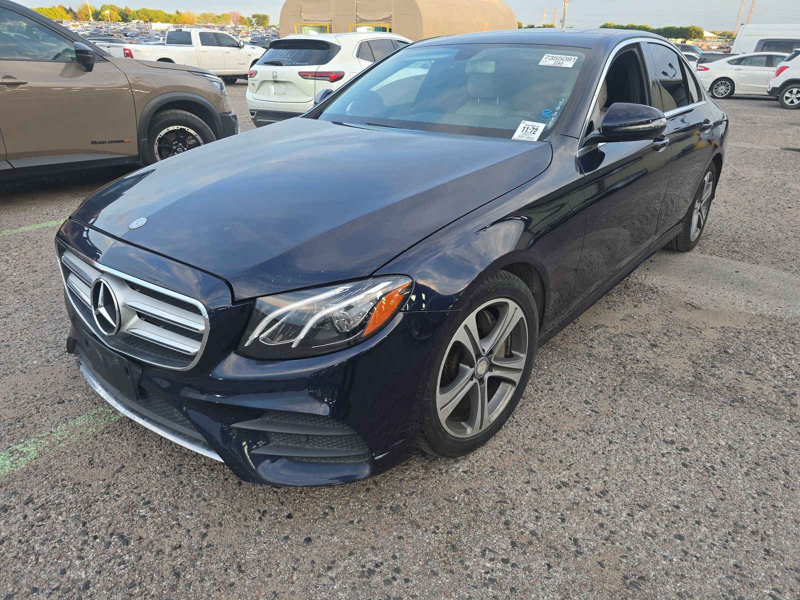 MERCEDES-BENZ E-CLASS - 1