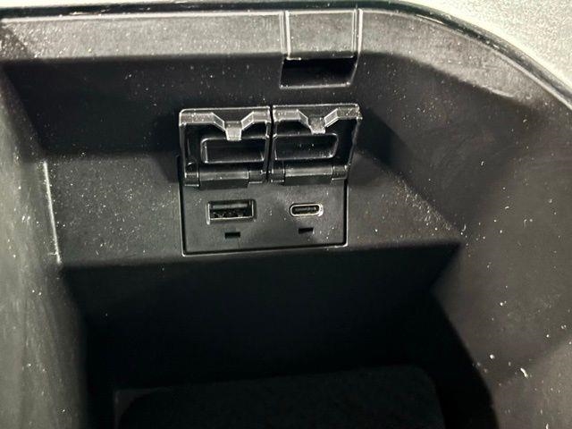 2024 Toyota Camry Hybrid XLE FWD