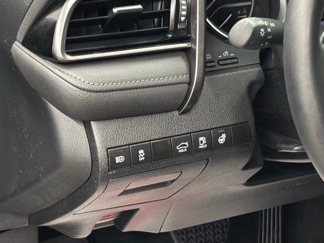 2024 Toyota Camry Hybrid XLE FWD