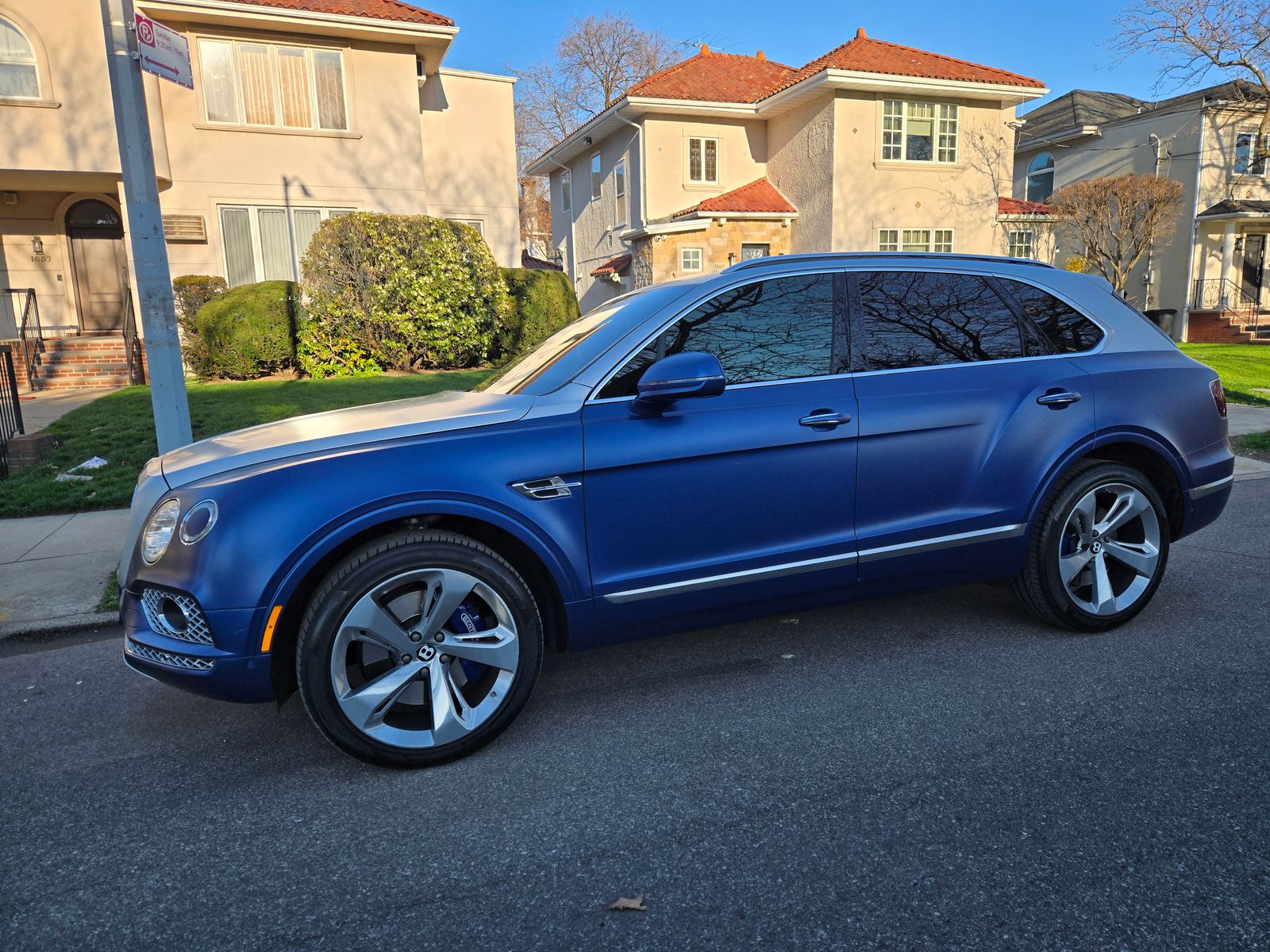 2018 Bentley Bentayga W12 Signature AWD