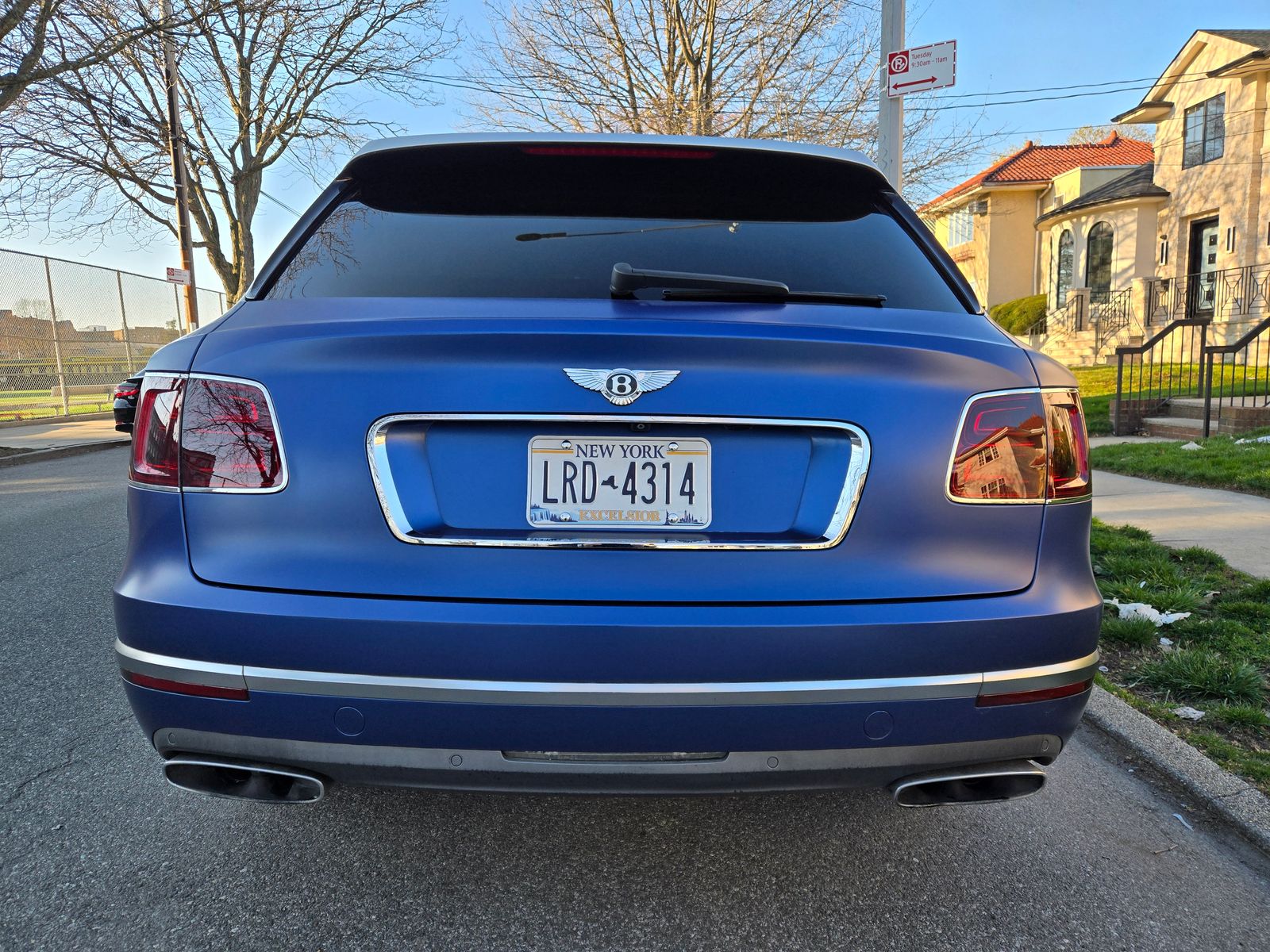 2018 Bentley Bentayga W12 Signature AWD