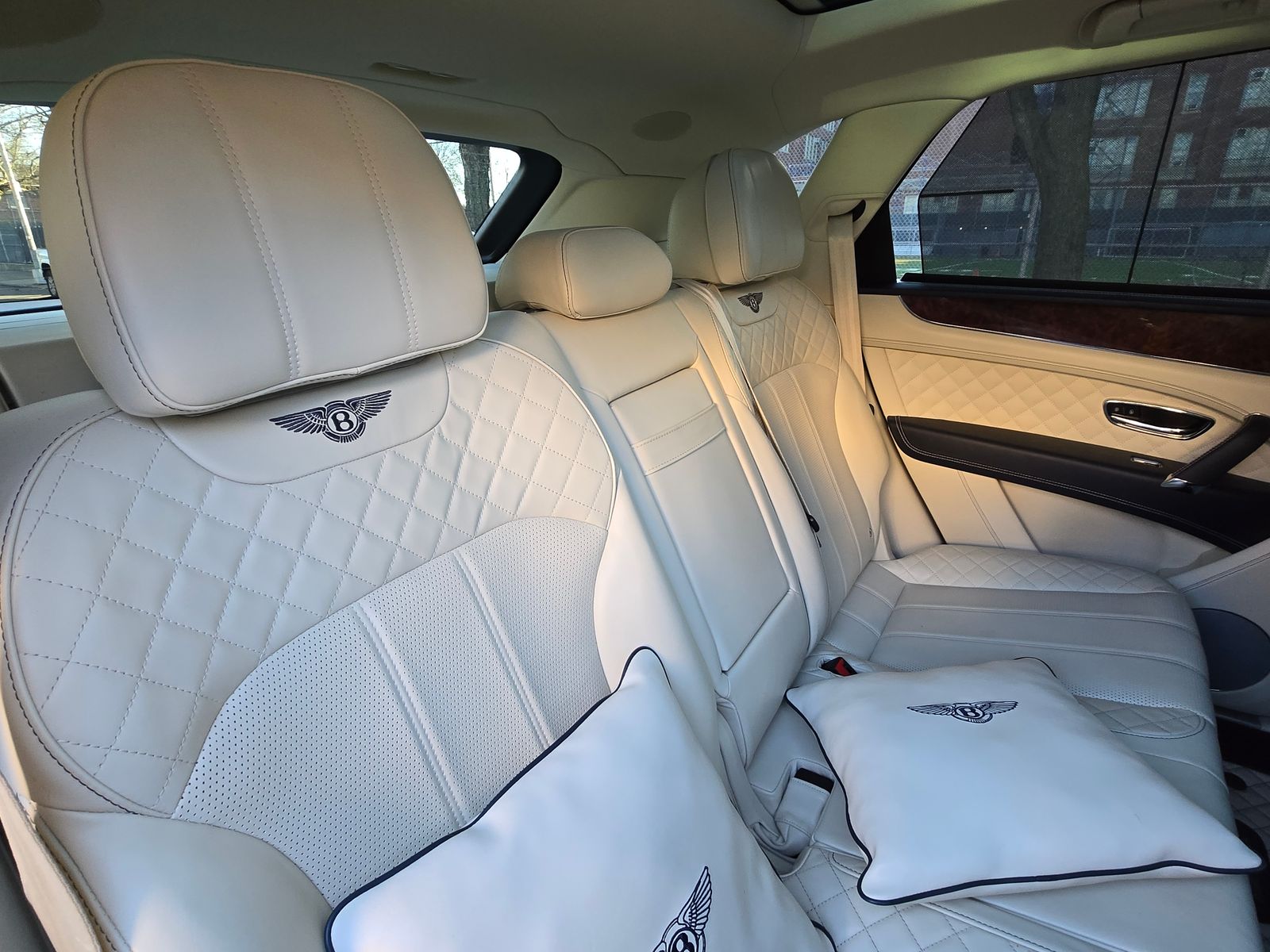 2018 Bentley Bentayga W12 Signature AWD