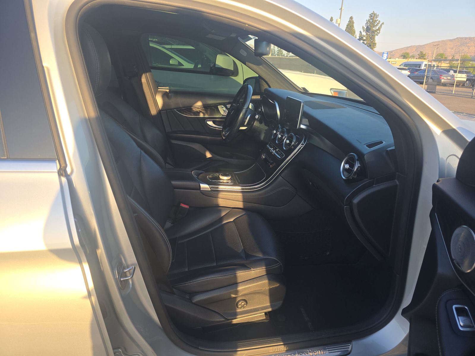 2018 Mercedes-Benz GLC GLC 300 RWD