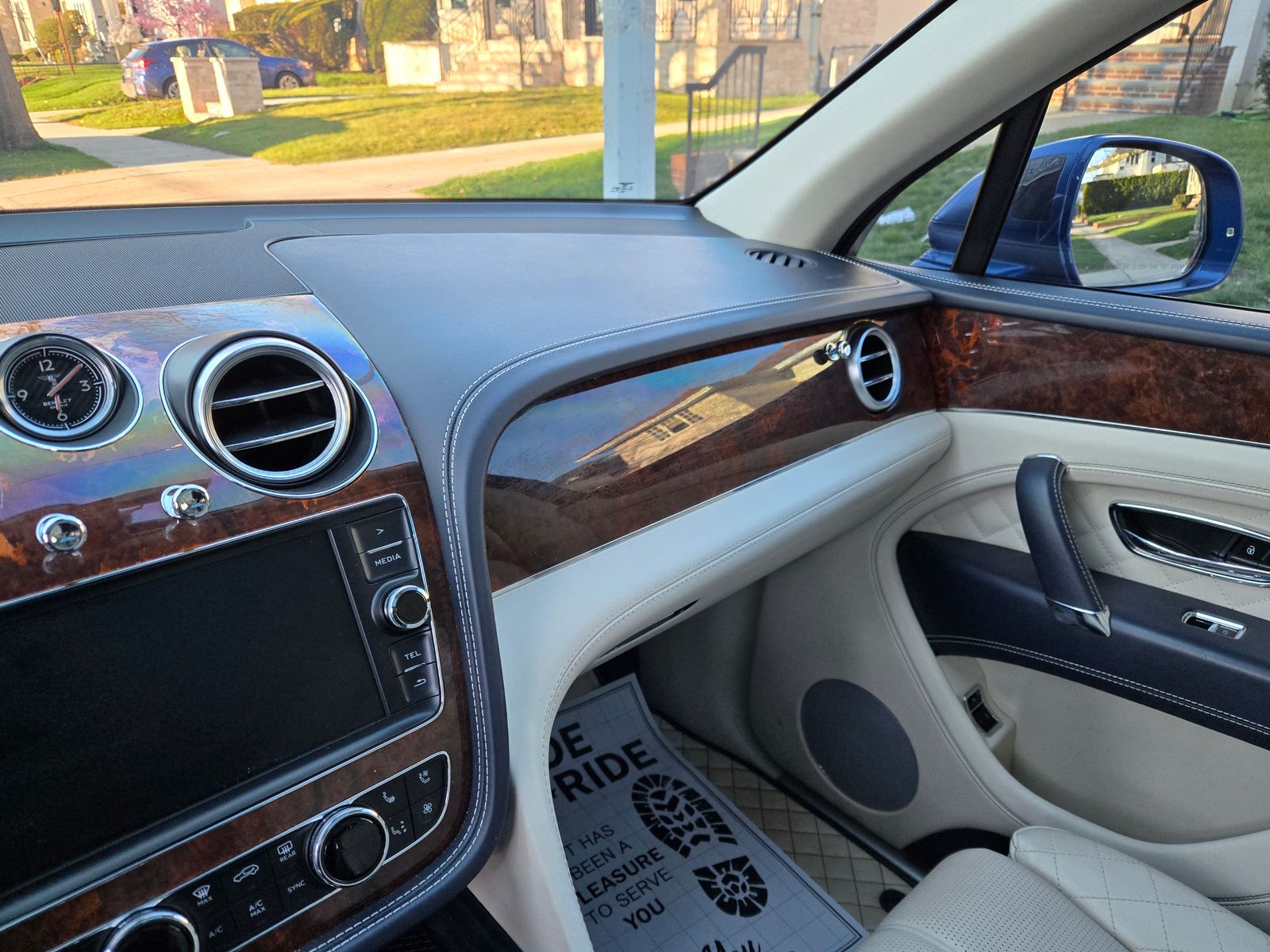 2018 Bentley Bentayga W12 Signature AWD