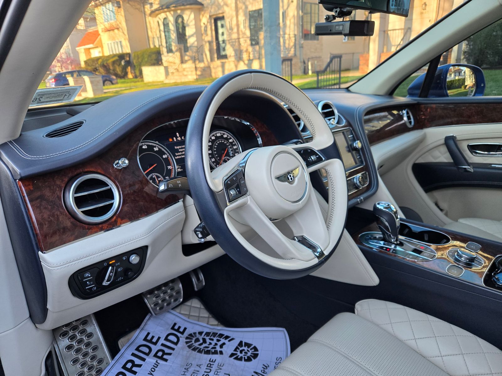 2018 Bentley Bentayga W12 Signature AWD