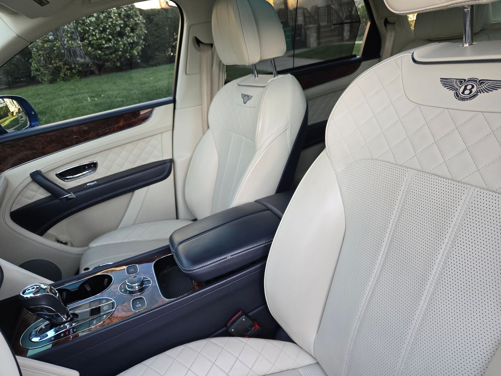 2018 Bentley Bentayga W12 Signature AWD