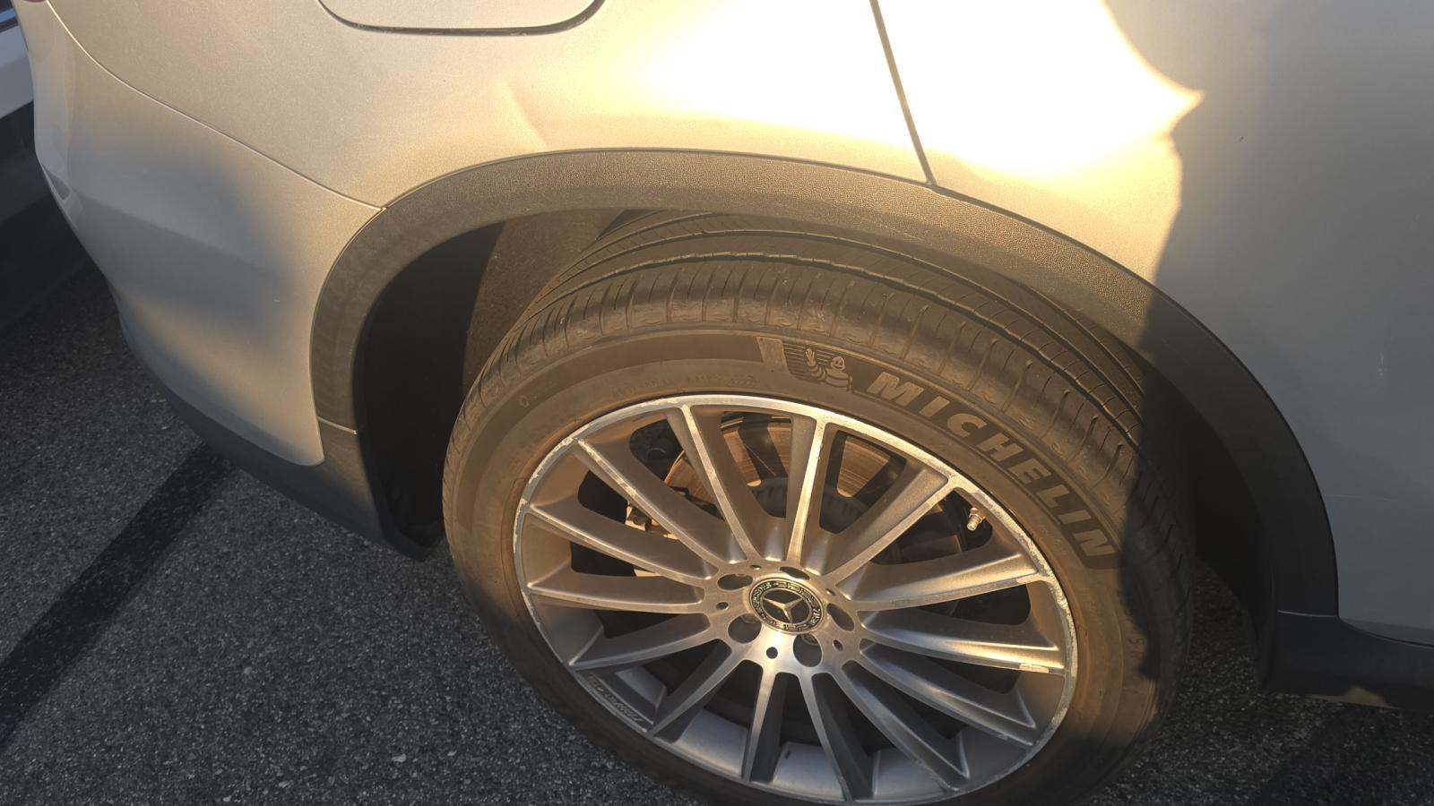 2018 Mercedes-Benz GLC GLC 300 RWD