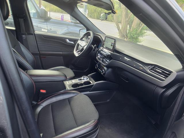 2025 Ford Escape ST-Line AWD