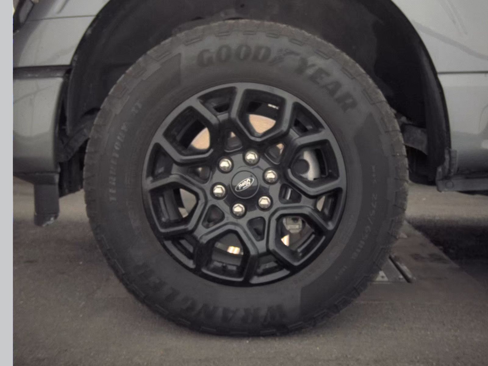 2025 Ford F-150 Hybrid XLT AWD