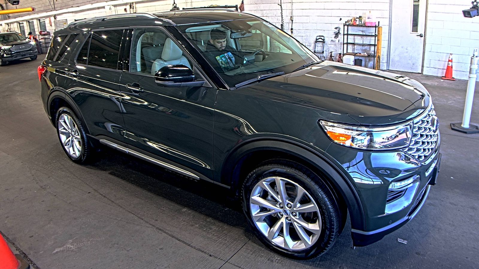 2022 Ford Explorer Platinum AWD