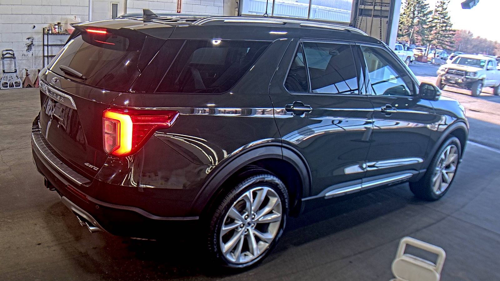 2022 Ford Explorer Platinum AWD