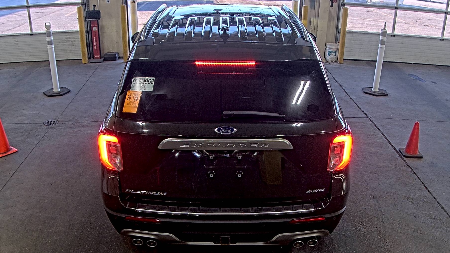 2022 Ford Explorer Platinum AWD