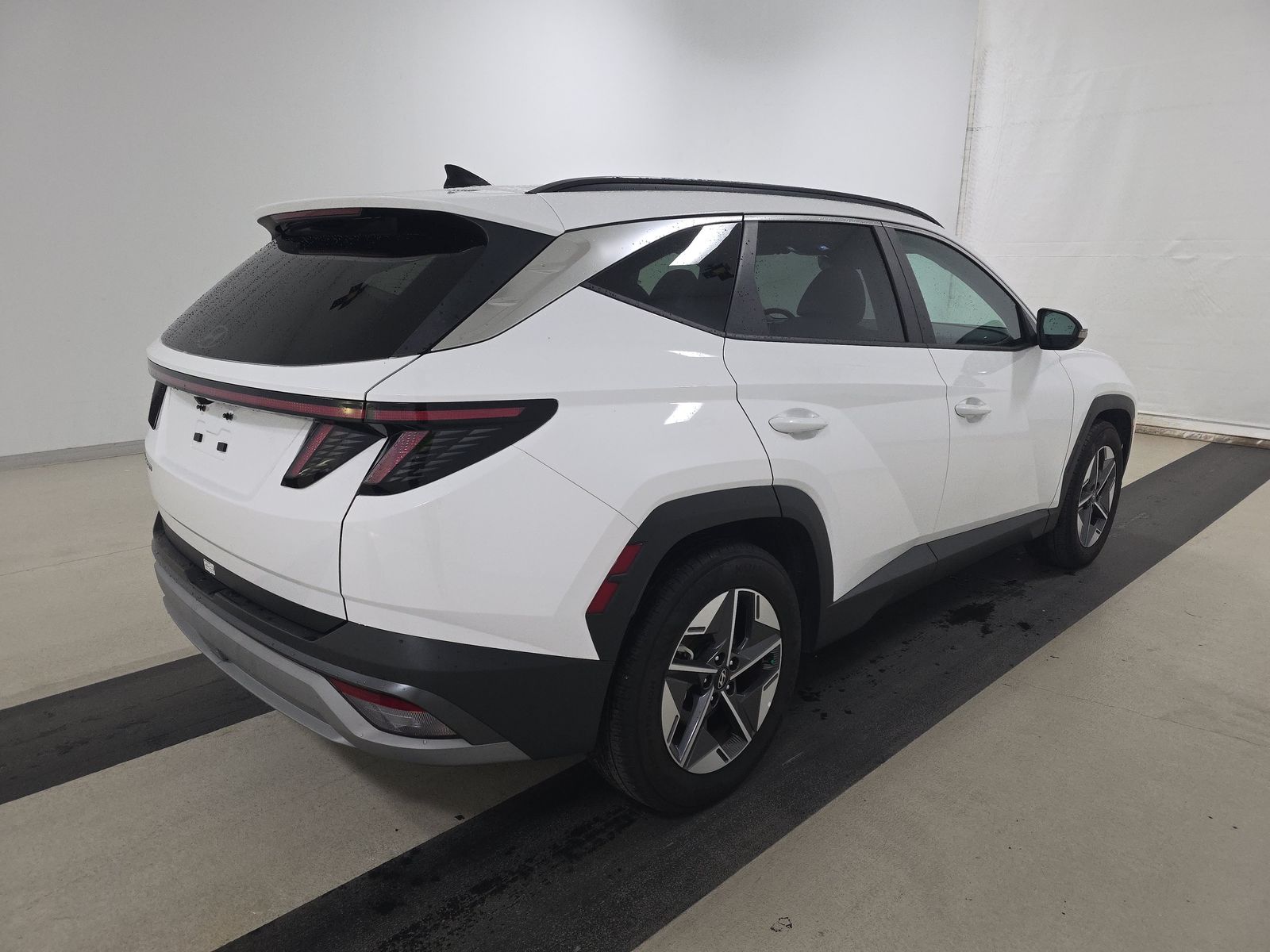 HYUNDAI TUCSON - 5
