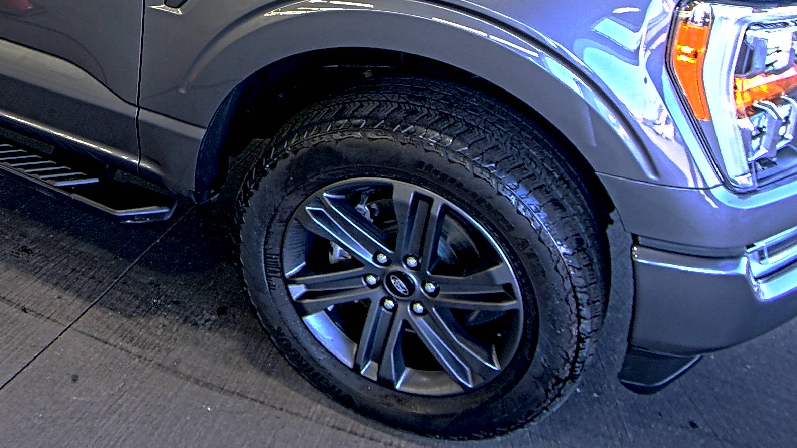 2023 Ford F-150 XLT AWD