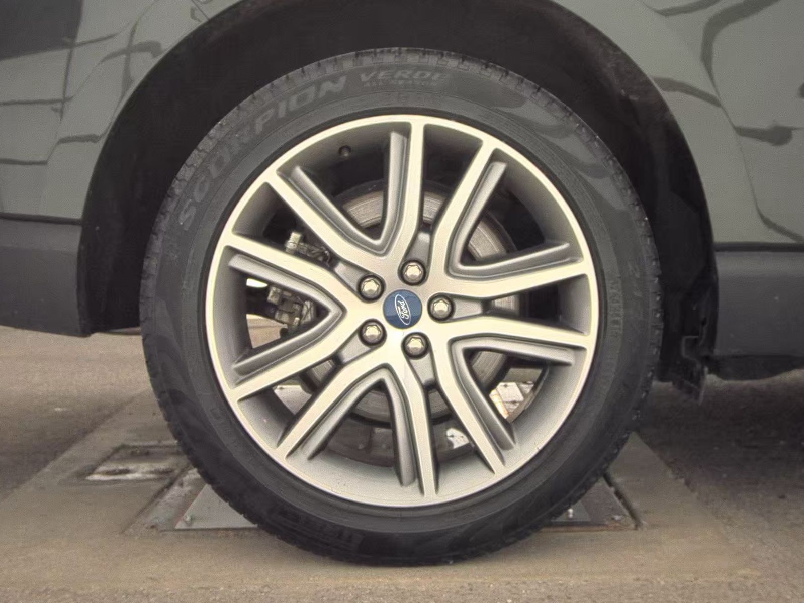 2022 Ford Edge Titanium AWD