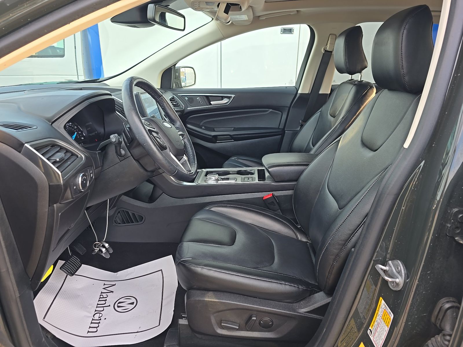 2022 Ford Edge Titanium AWD