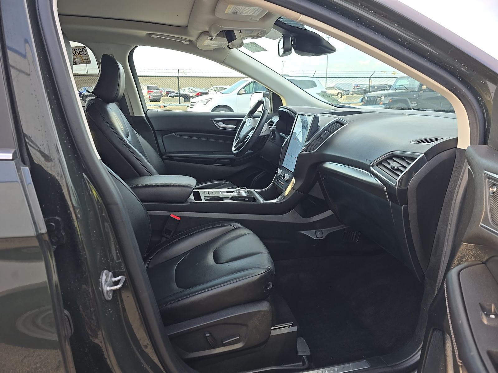 2022 Ford Edge Titanium AWD