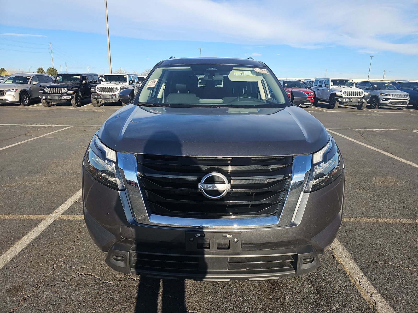 2025 Nissan Pathfinder SV AWD