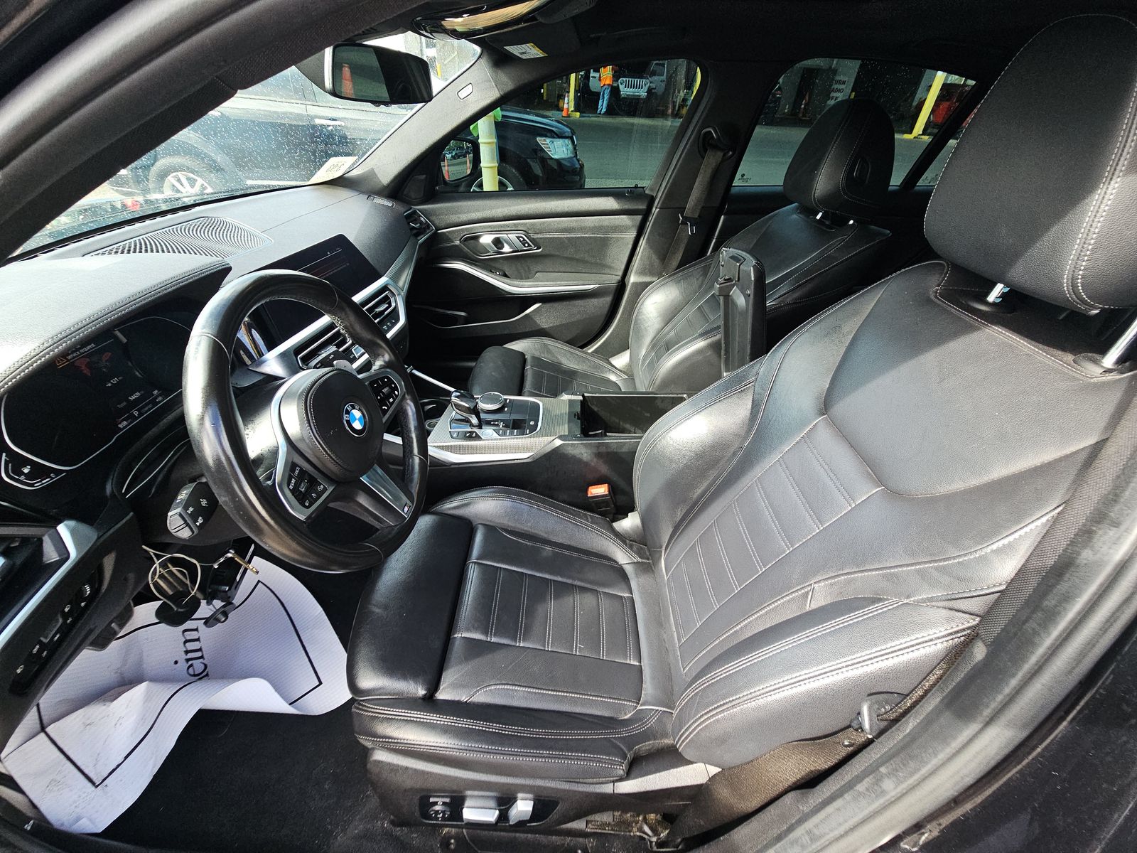 BMW 3 Series Sedan 330i M SPORT LINE снимка BMW 3 Series Sedan 330i M SPORT LINE