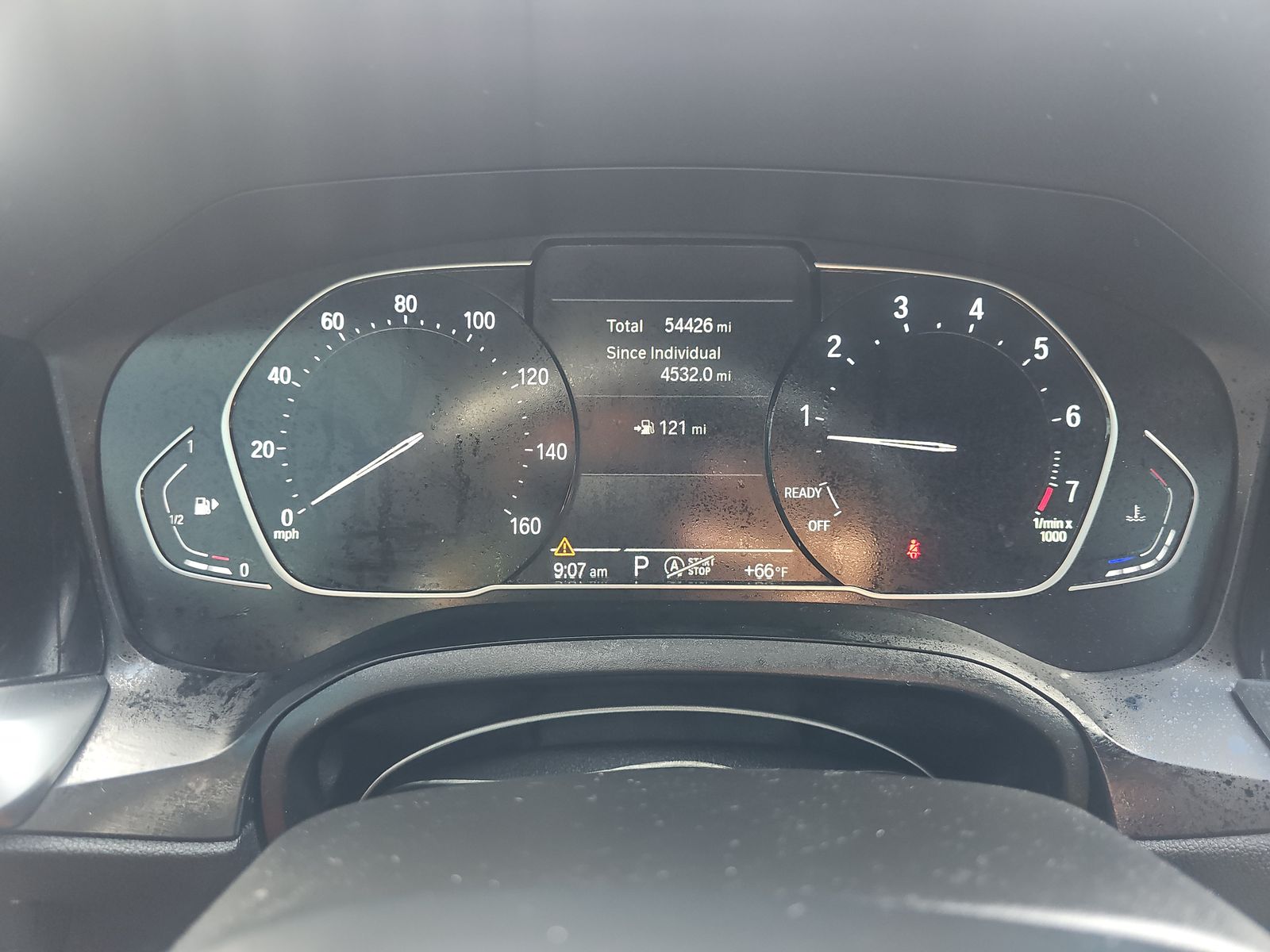 BMW 3 Series Sedan 330i M SPORT LINE снимка BMW 3 Series Sedan 330i M SPORT LINE