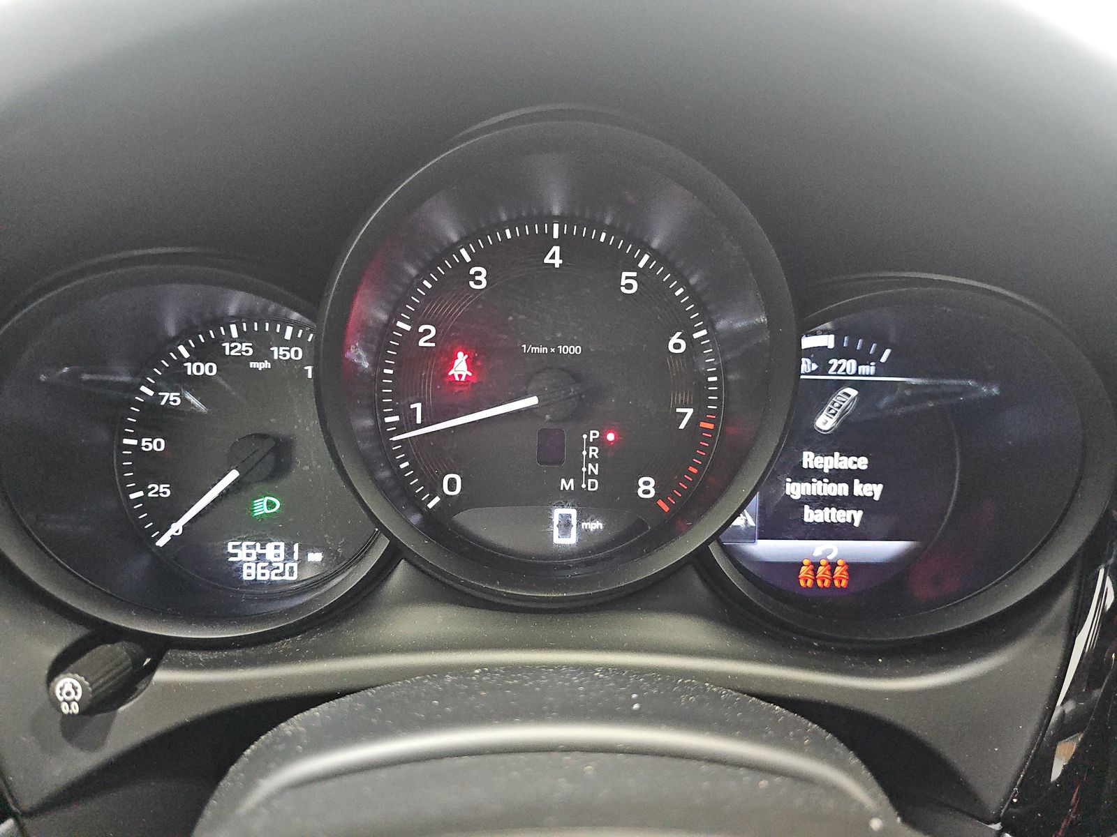 2022 Porsche Macan Base AWD