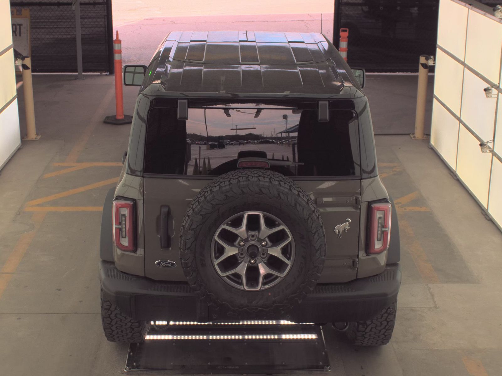 FORD BRONCO - 7