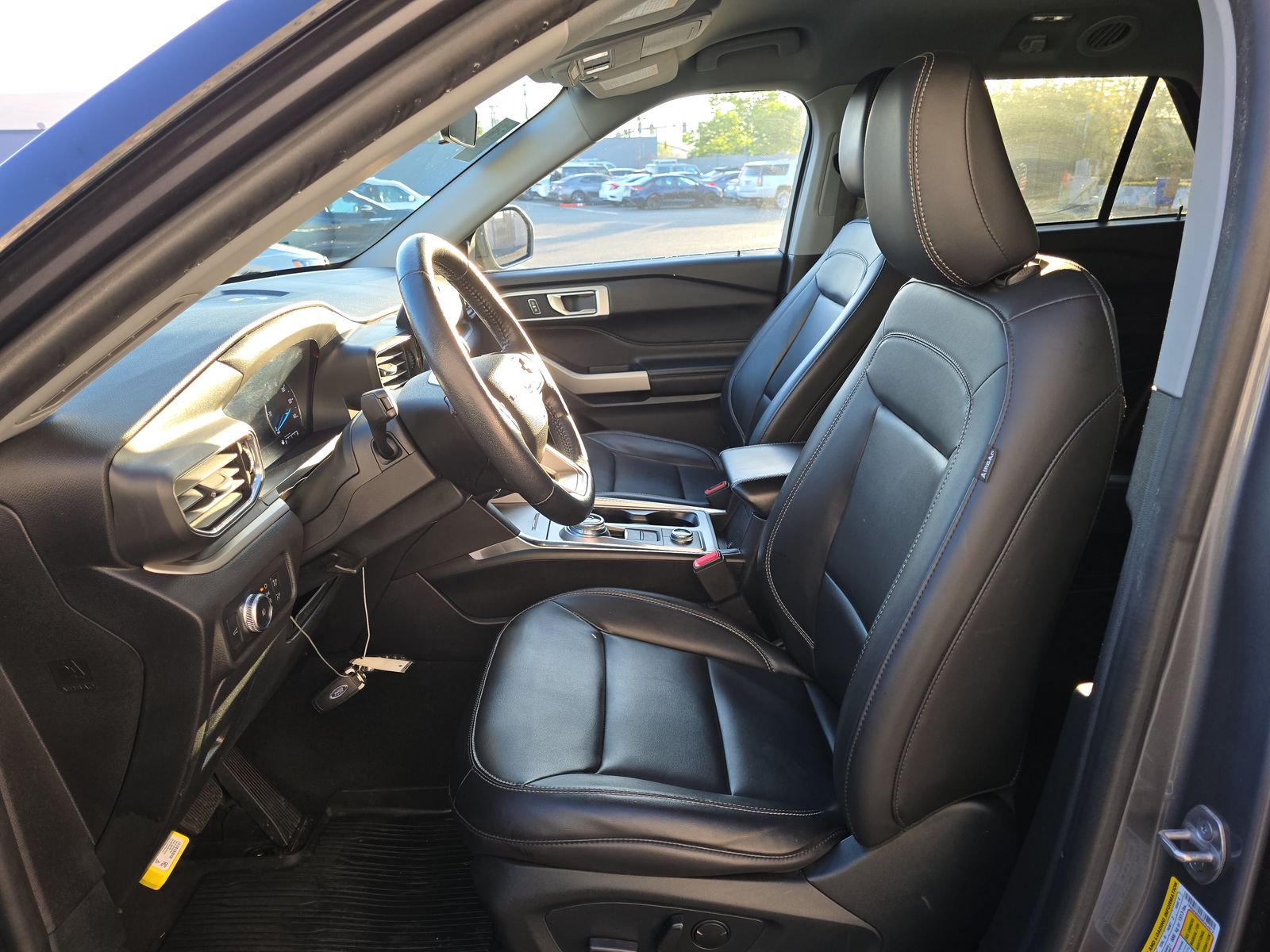 2022 Ford Explorer XLT AWD