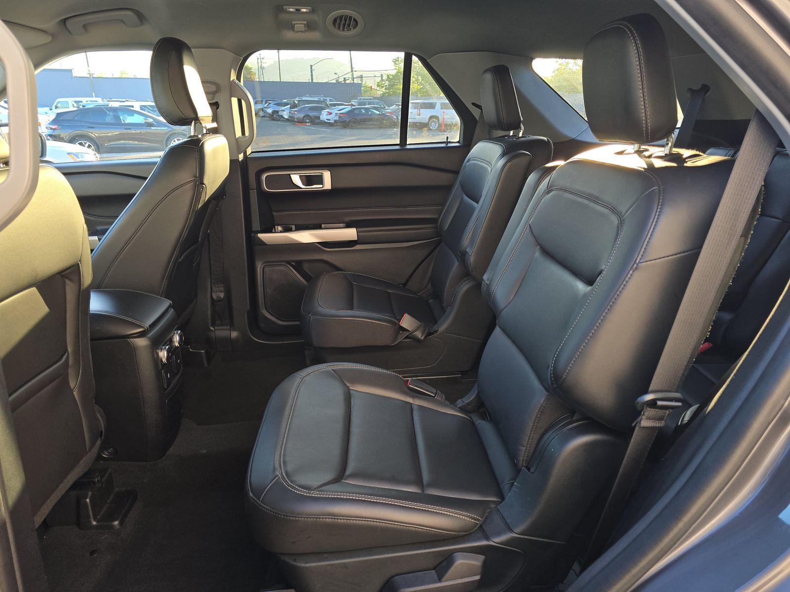 2022 Ford Explorer XLT AWD