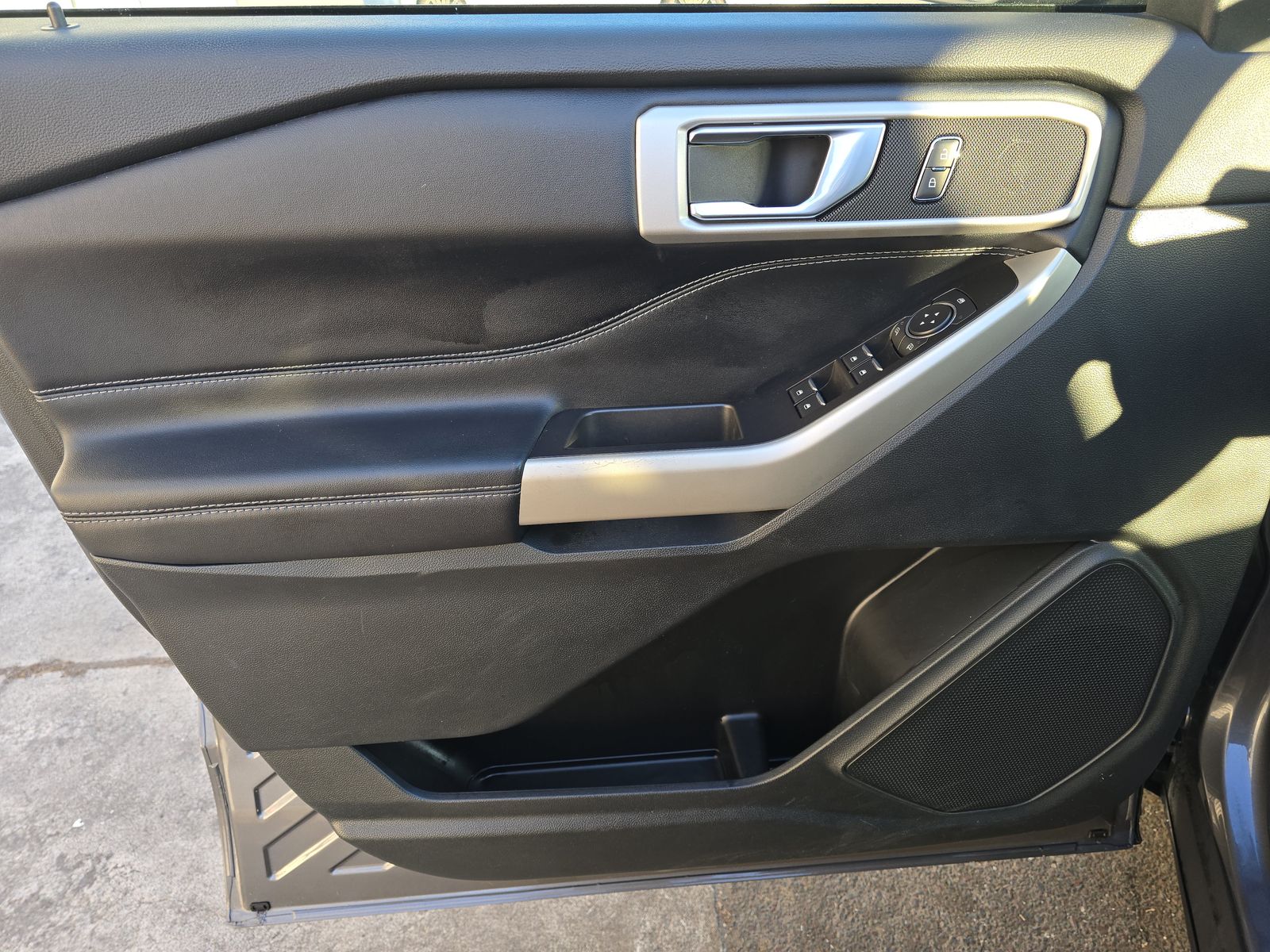 2022 Ford Explorer XLT AWD