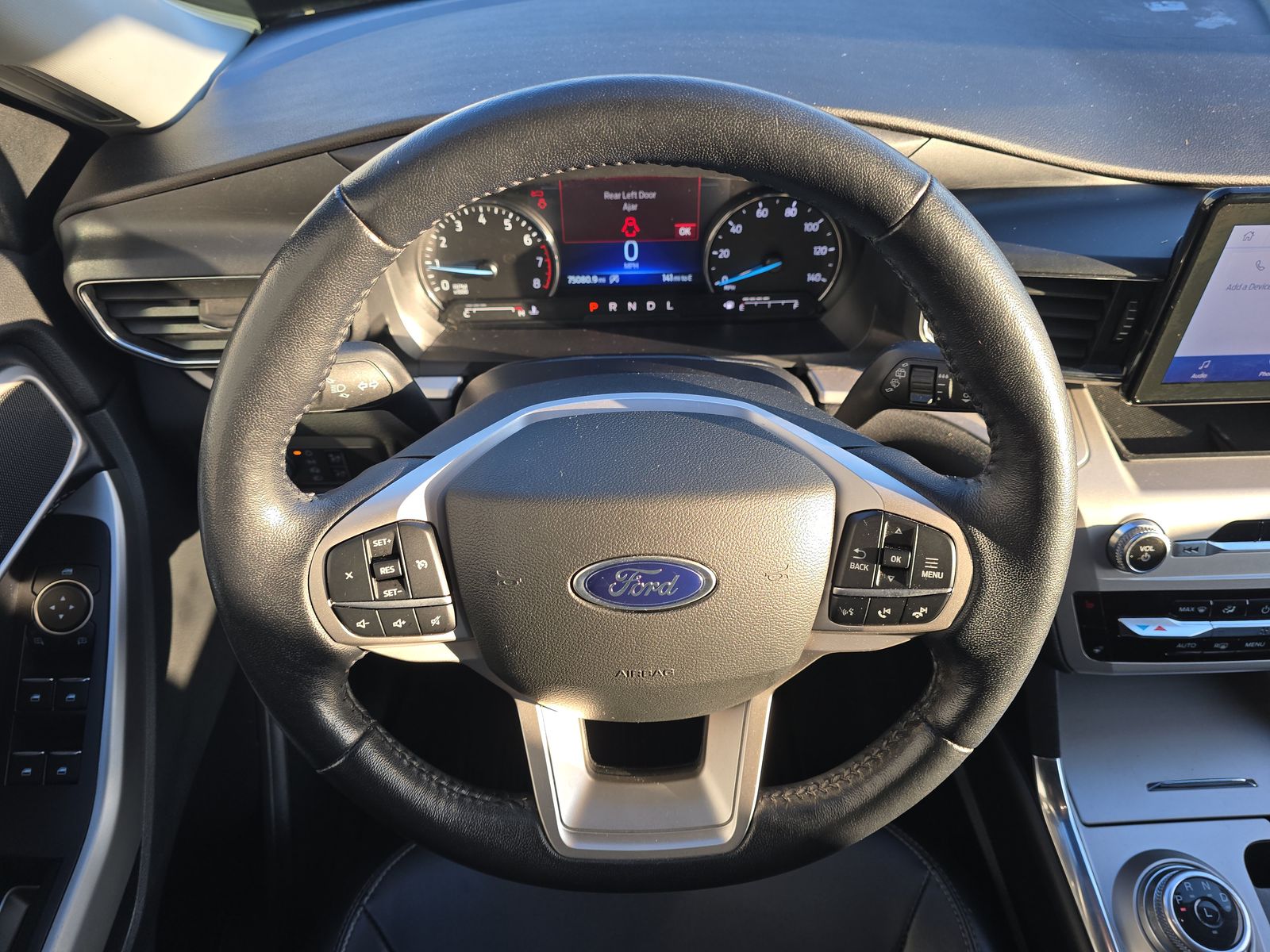 2022 Ford Explorer XLT AWD