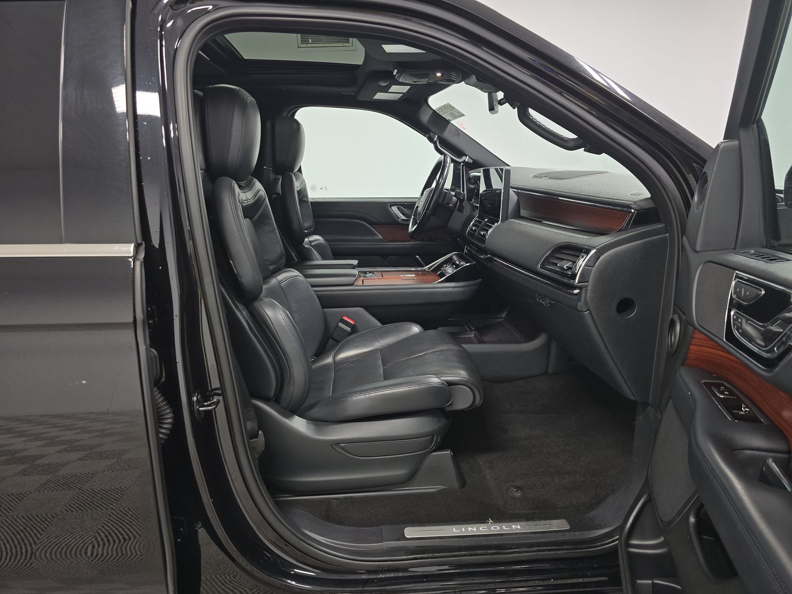 2023 Lincoln Navigator Reserve AWD