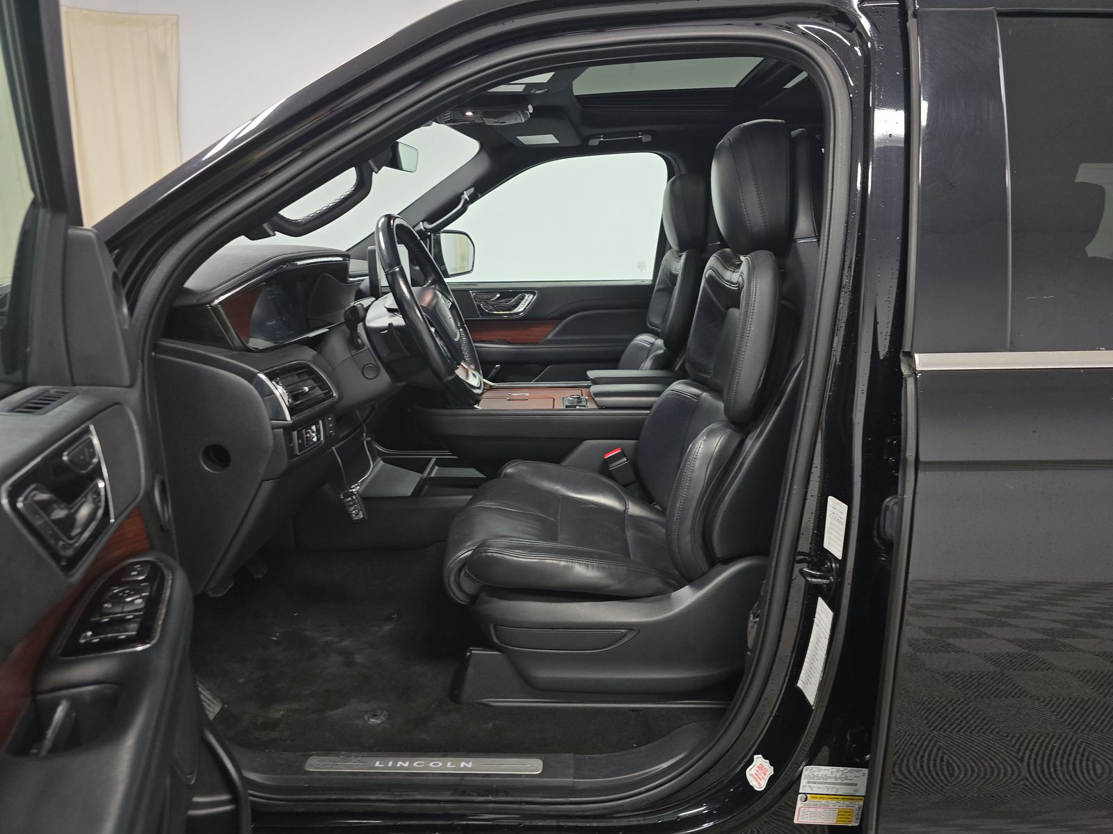 2023 Lincoln Navigator Reserve AWD